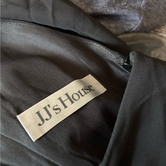 Jj’s House Trumpet mermaid style black chiffon mother of bride gown large - Picture 9 of 12